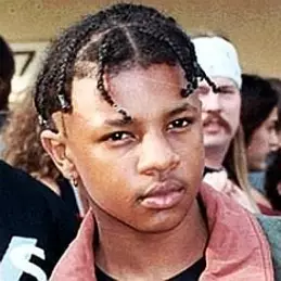 Chris Kelly net worth