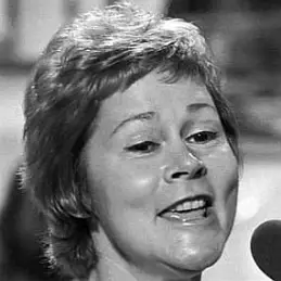 Anita Kerr net worth