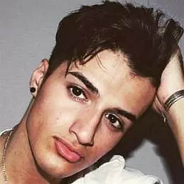 Arash Khos net worth