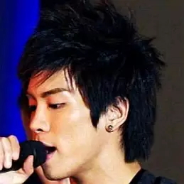 Kim Jonghyun net worth