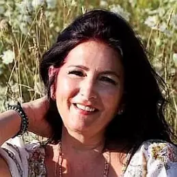 Lynne Knowlton net worth