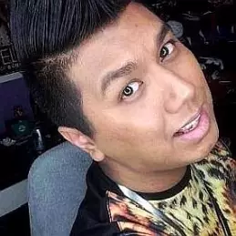 Dee Kosh net worth