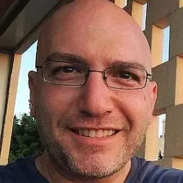 Zaven Kouyoumdjian net worth