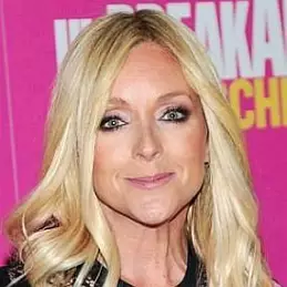 Jane Krakowski net worth