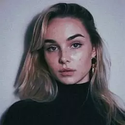 Alice Kristiansen net worth