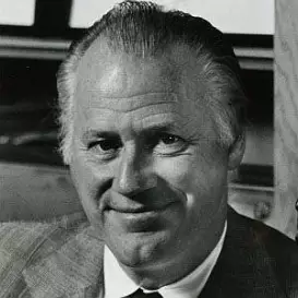 Bowie Kuhn net worth