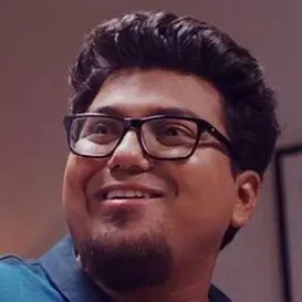 Vineeth Kumar net worth