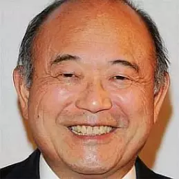 Clyde Kusatsu net worth