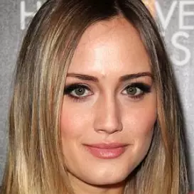 Naomi Kyle net worth