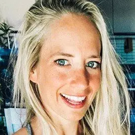 Laura Lopez net worth