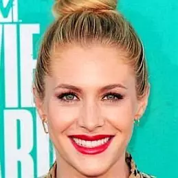 Casey Labow net worth