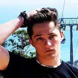 Adam Ladell net worth