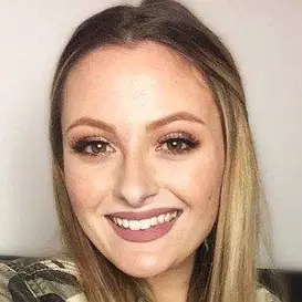 LanasStuff net worth