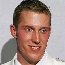 Dominik Landertinger net worth