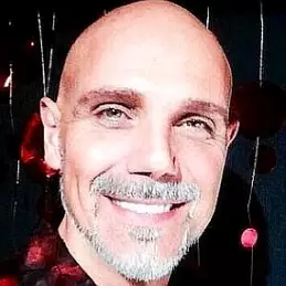 Manuel Landeta net worth