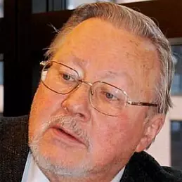Vytautas Landsbergis net worth