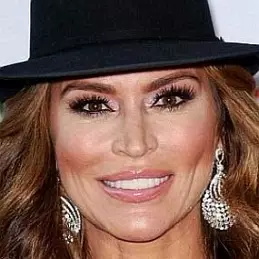 Darcy Lapier net worth