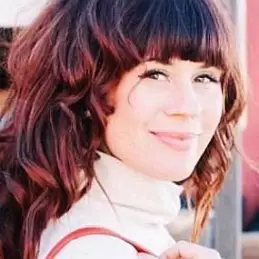 Elsie Larson net worth