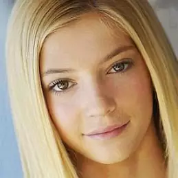 Kyla Laufer net worth