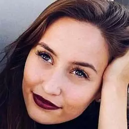 Kristin Lauria net worth