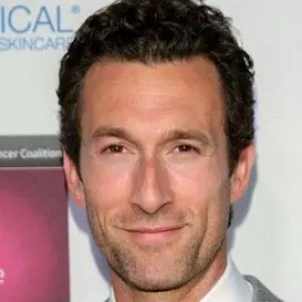 Aaron Lazar net worth