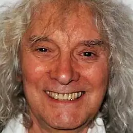 Albert Lee net worth