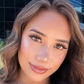 Katrine Lee net worth