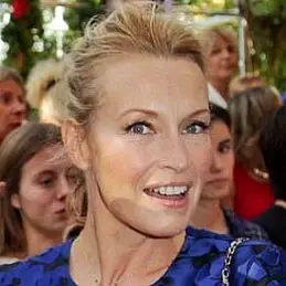 Estelle Lefebure net worth