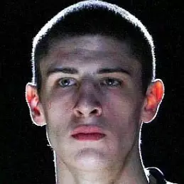 Alex Len net worth
