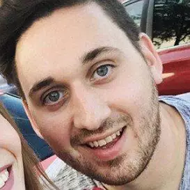 Zach Letter net worth