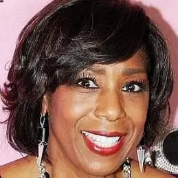 Dawnn Lewis net worth