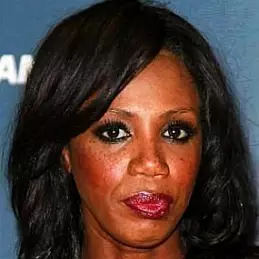 Shaznay Lewis net worth