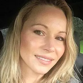 Zuzka Light net worth