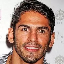 Jorge Linares net worth