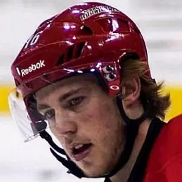 Elias Lindholm net worth