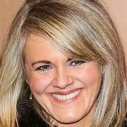 Sally Lindsay net worth
