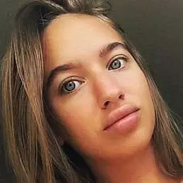 Amanda Linnea net worth