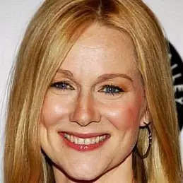 Laura Linney net worth