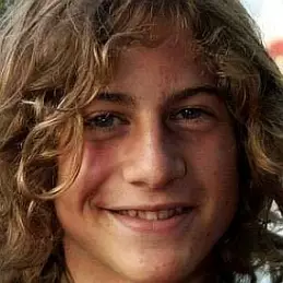 Alex D. Linz net worth