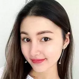 Jasmine Lipska net worth