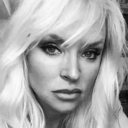 Leighanne Littrell net worth