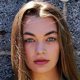 Joely Live net worth