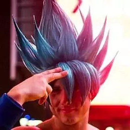 Living Ichigo net worth