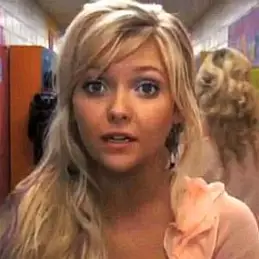 Hannah Lochner net worth