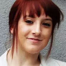 Molly Long net worth