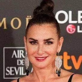 Belén López net worth
