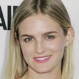 Nathalie Love net worth