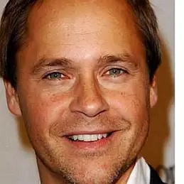 Chad Lowe net worth