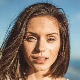 Alyssa Lynch net worth