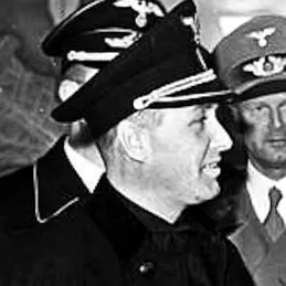 Alexander Mach net worth